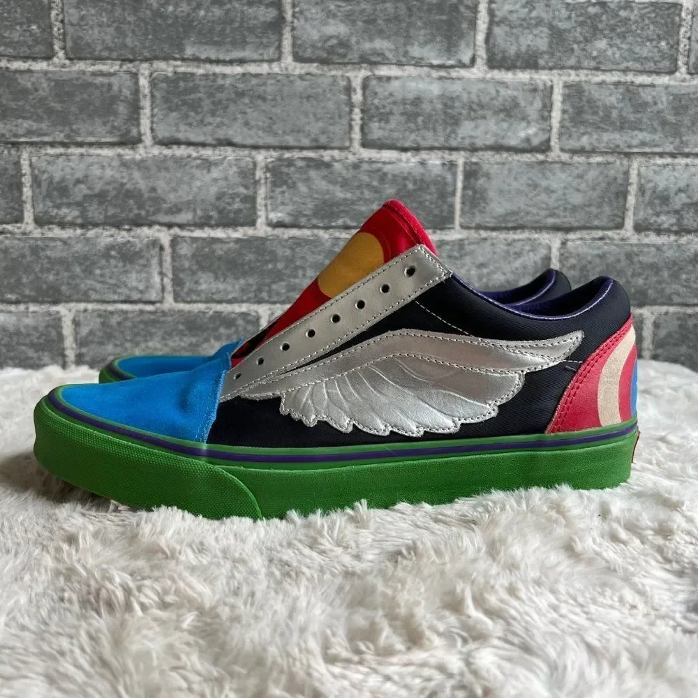 Vans x Marvel Avengers Old Skool Skate Shoes Size 10